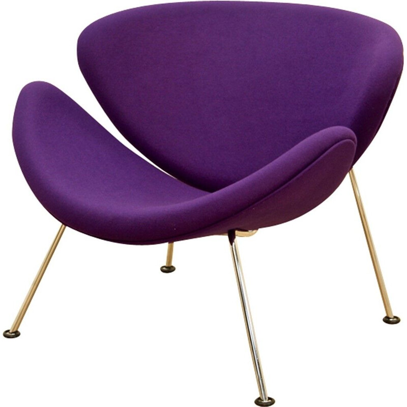 Artifort "Orange Slice" lounge chair in purple fabric and chromed metal, Pierre PAULIN - 1970s