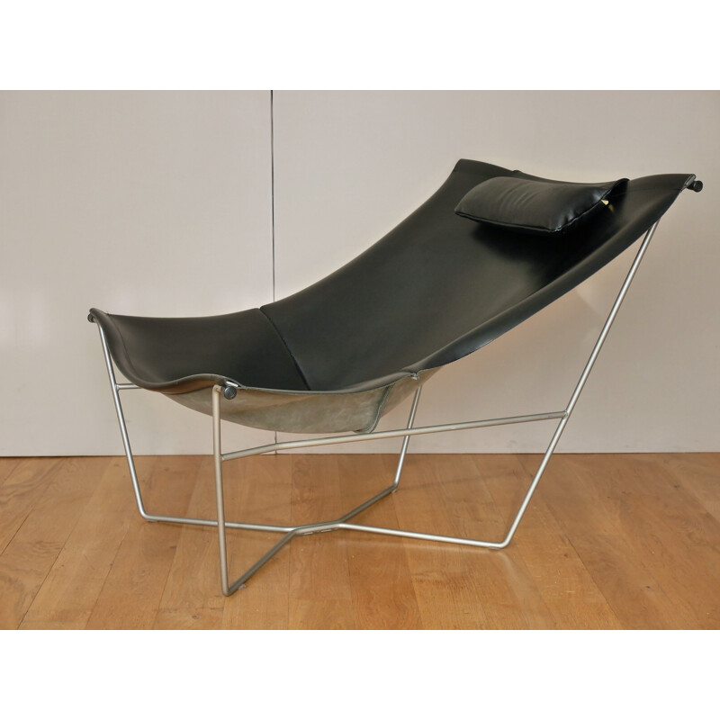 Vintage chair in black leather by David Weeks for Habitat