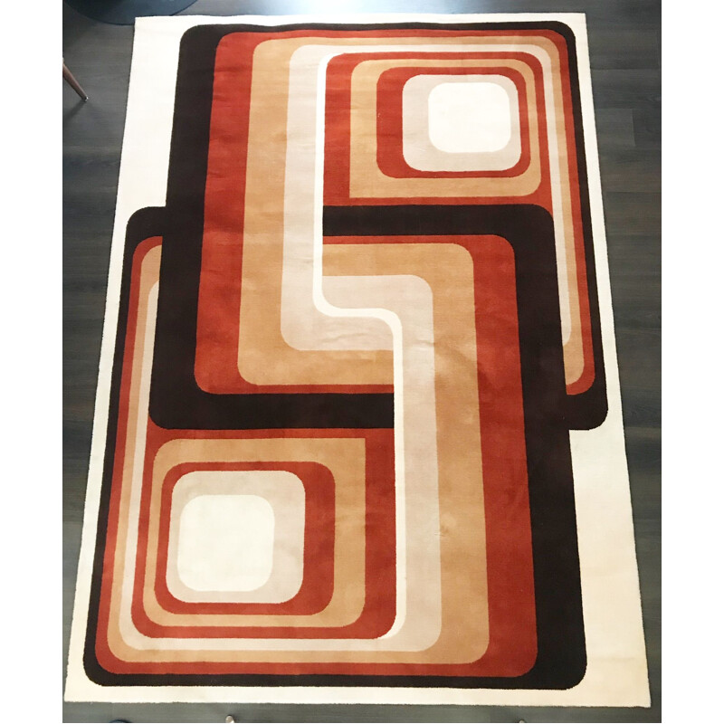 Vintage brown carpet in wool