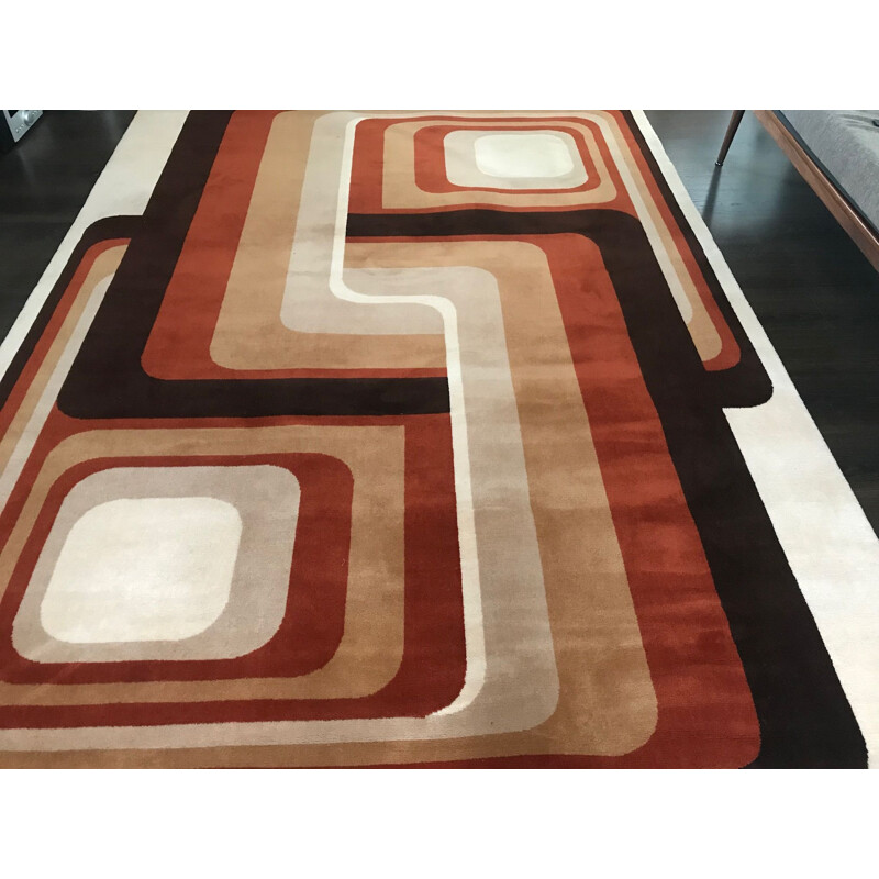 Vintage brown carpet in wool