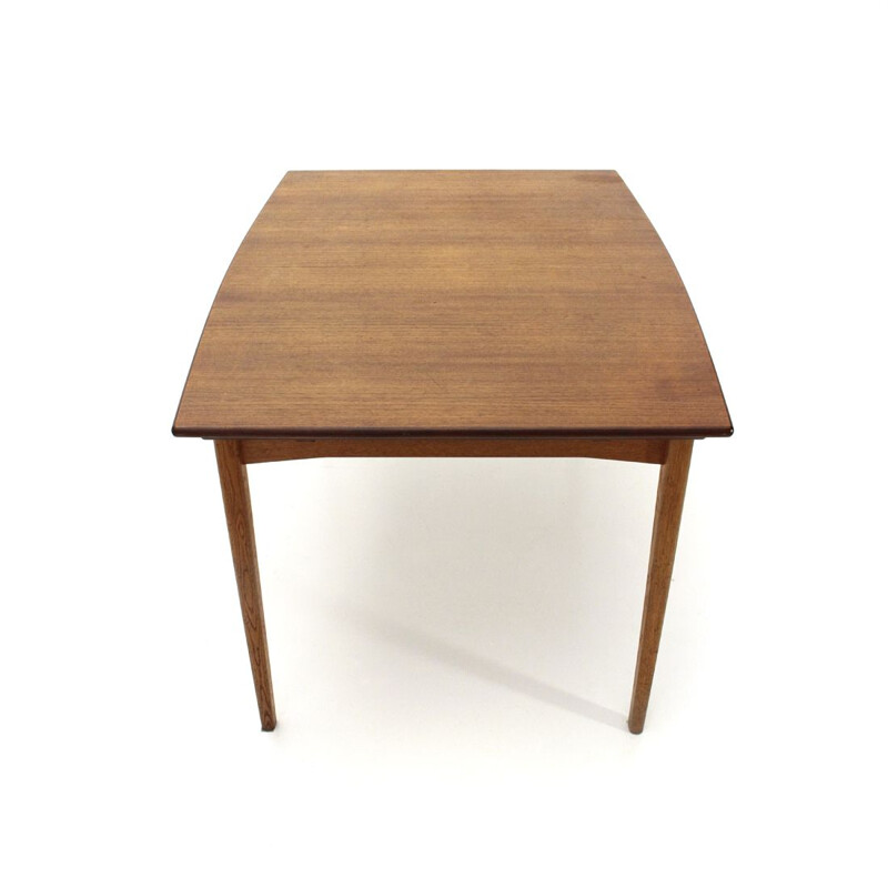 Vintage Italian extendable table in teak