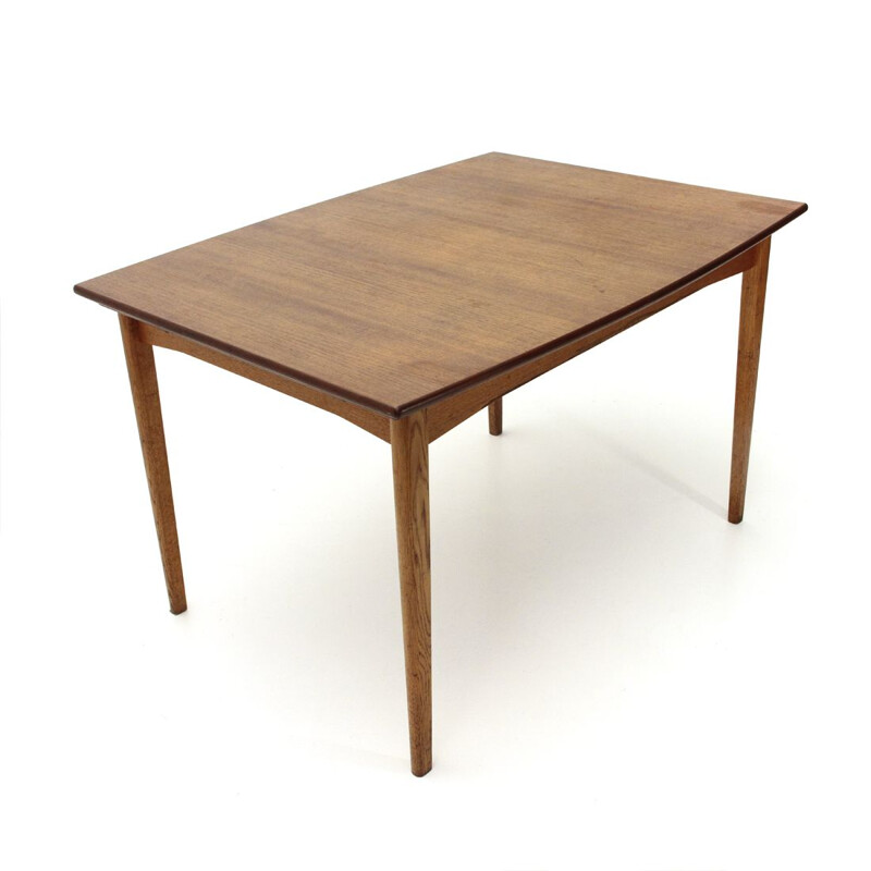 Vintage Italian extendable table in teak