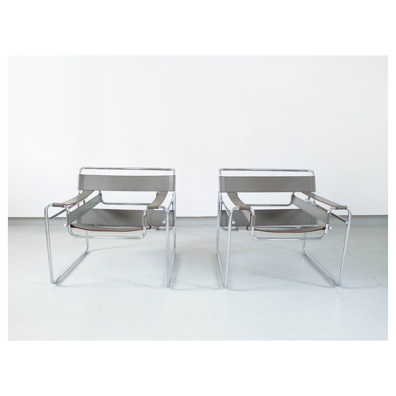 Set of 2 vintage Wassily armchairs by Marcel Breuer for Knoll