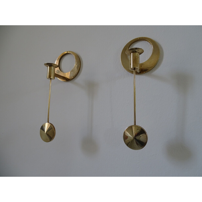 Set of 2 candleholders in brass by Arthur Pe