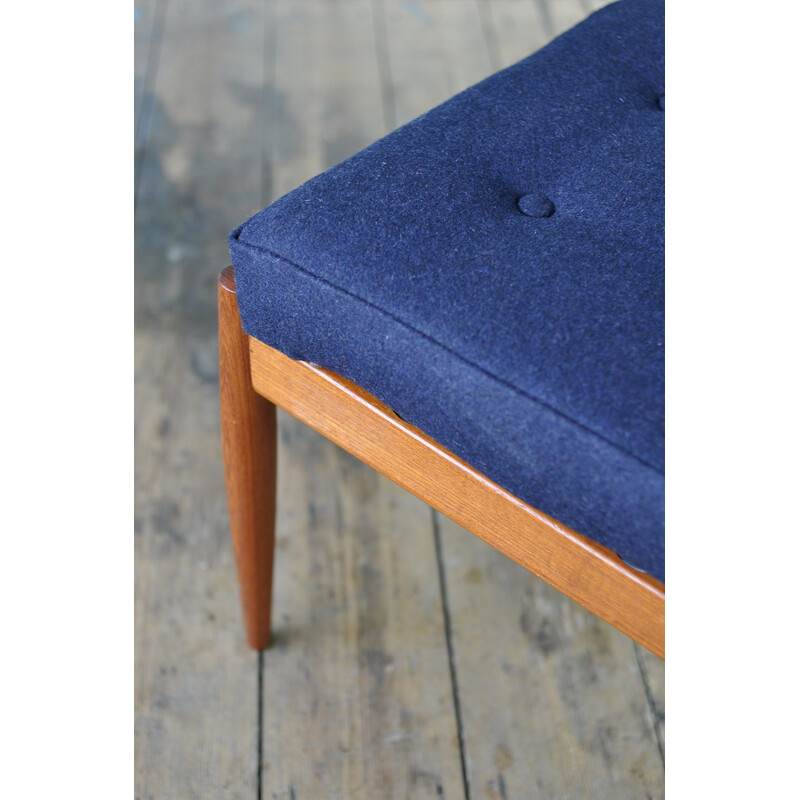 Tabouret bleu en teck par Kai Kristiansen pour Magnus Olesen