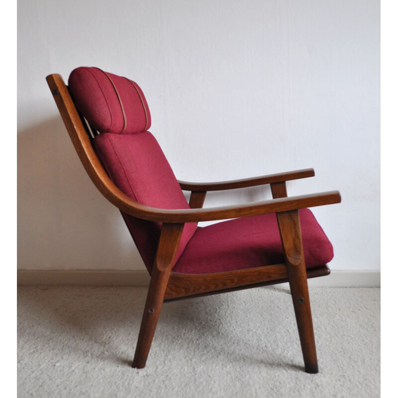 Vintage GE-530 lounge chair by Hans J. Wegner