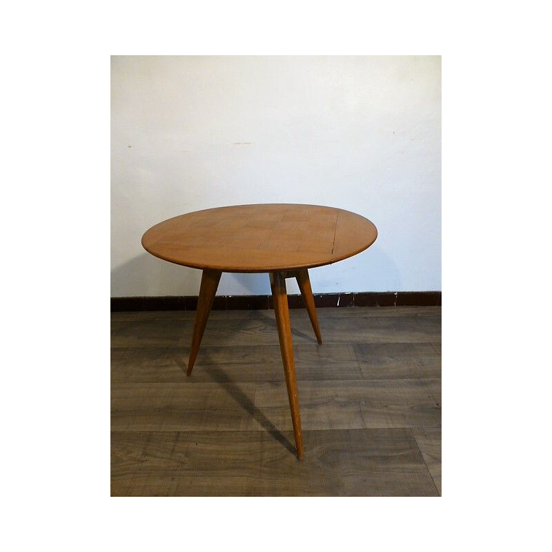 Vintage side table in oak with compass feet