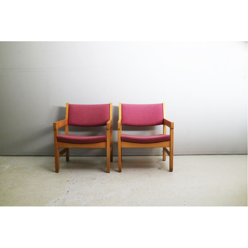 Set of 6 vintage danish chairs by Hans J. Wegner in purple beechwood