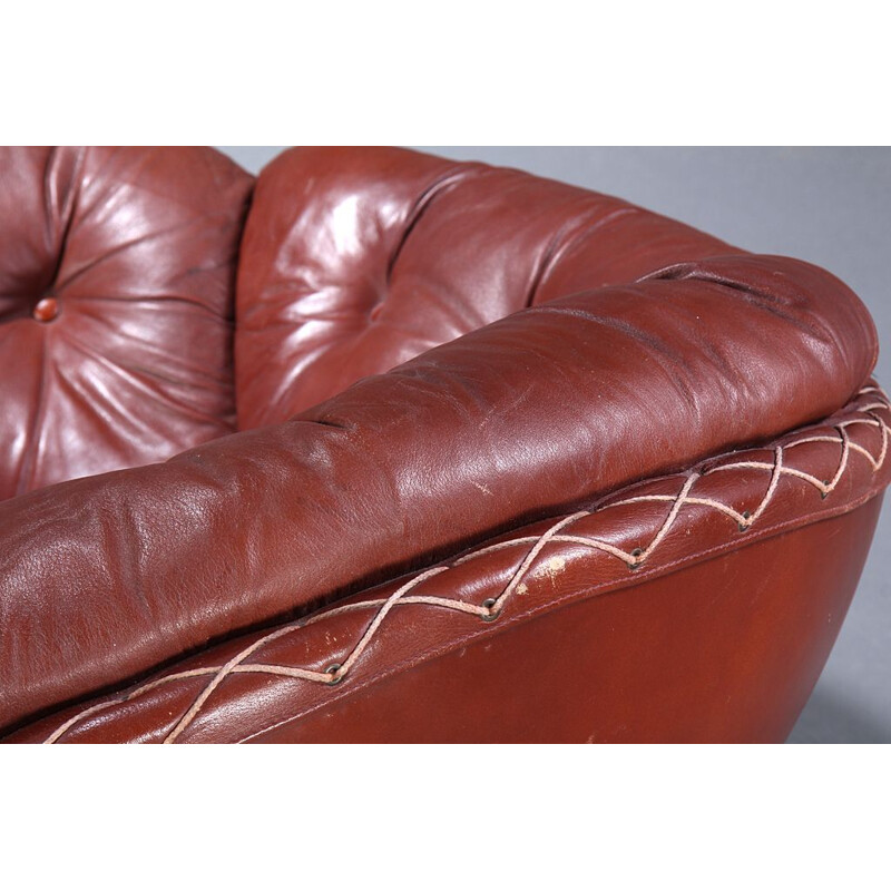 Vintage wood and red leather lounge chair by de Illum Wikkelsø for Ryesberg Møbler 1970