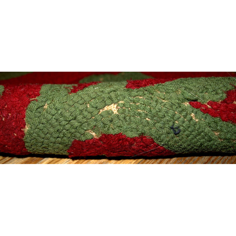 Vintage handmade american rug in red wool 1930