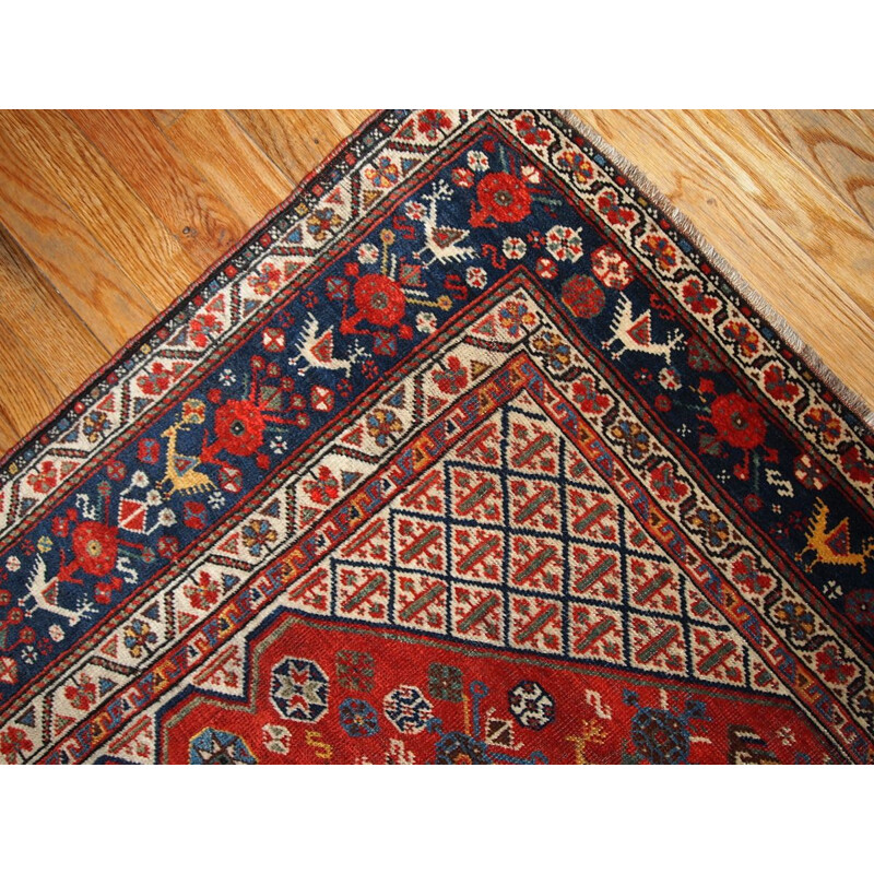 Tapis vintage persan Khamseh en laine rouge 1930