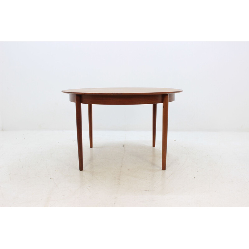 Vintage Danish teak extendable table