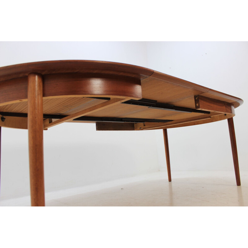 Vintage Danish teak extendable table