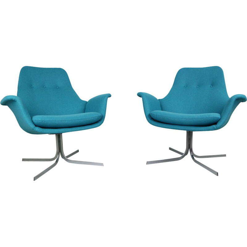 Suite de 2 fauteuil vintage bleus Tulip F-547 par Pierre Paulin