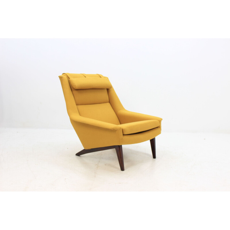 Vintage yellow armchair 4410 by Folke Ohlsson for Fritz Hansen