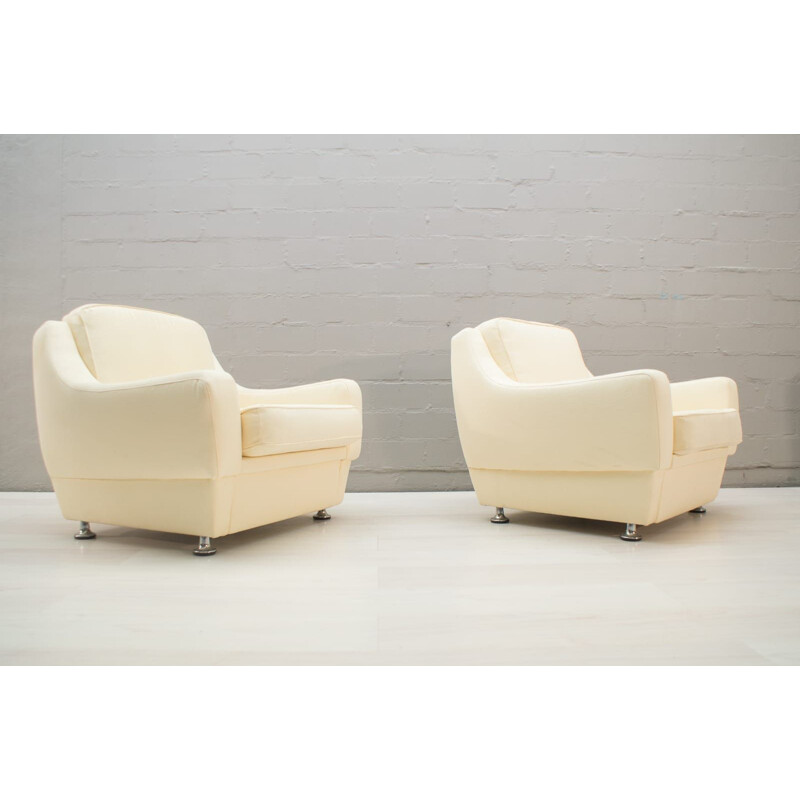 Set of 2 vintage italian armchairs in white fabric 1960