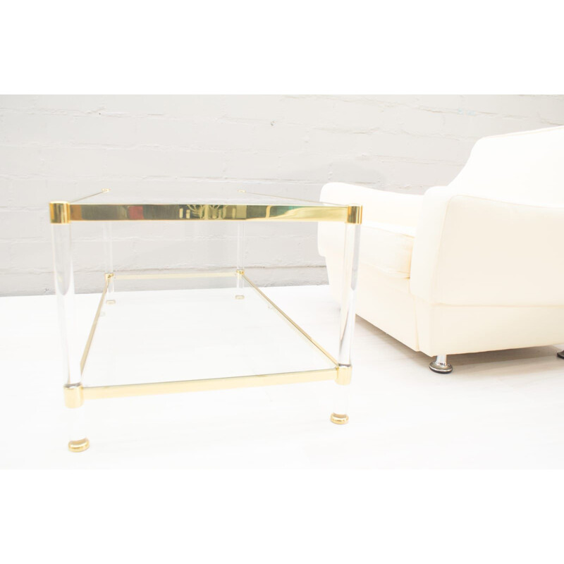 Table basse vintage dorée en acrylique et en verre 1960