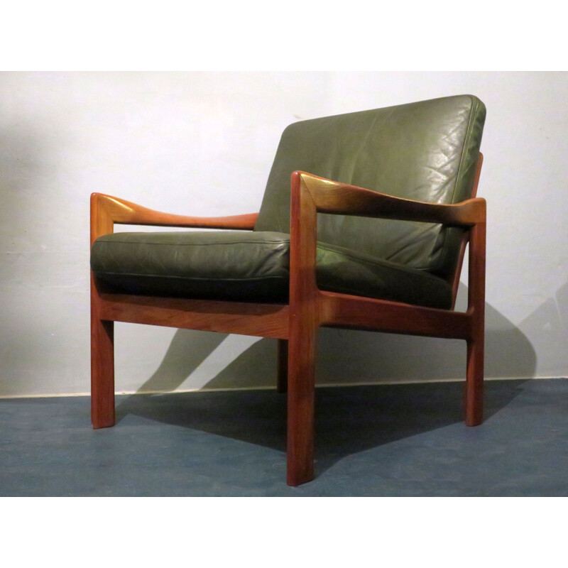 Vintage green lounge chair for Niels Eilersen in solid teak and leather 1960