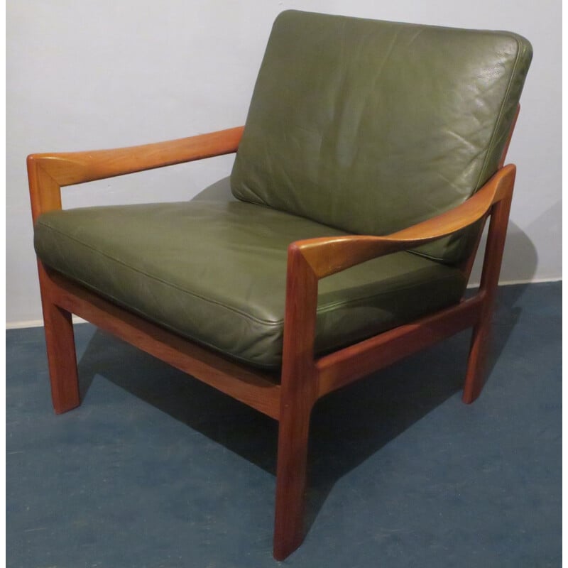 Vintage green lounge chair for Niels Eilersen in solid teak and leather 1960