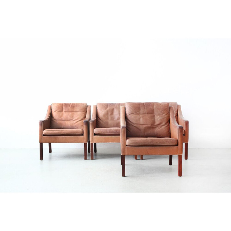 Pair of vintage armchairs 2207 Fredericia Furniture in leather and wood 1960