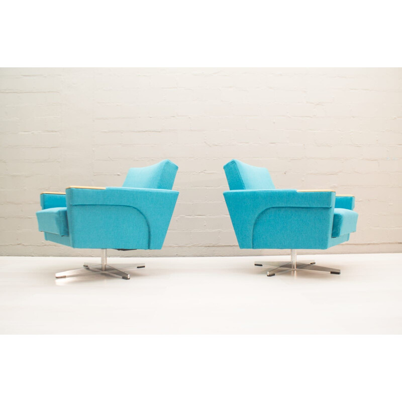 Set of 2 vintage swiveling armchairs in blue fabric and metal 1960