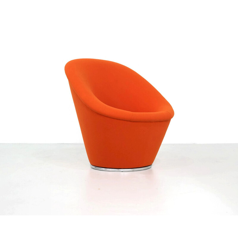 Vintage orange Space Age lounge chair