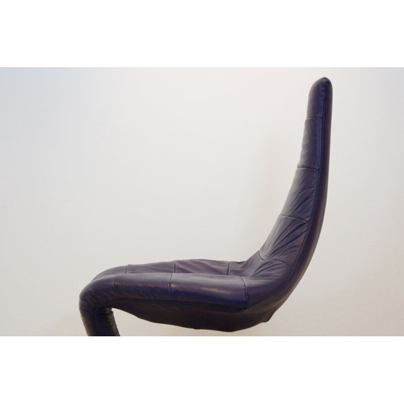 Vintage sculptural purple lounge chair Turner by Jack Crebolder for Harvink