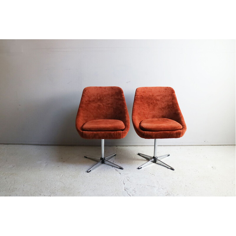 Set of 4 vintage orange Belgian dining chairs