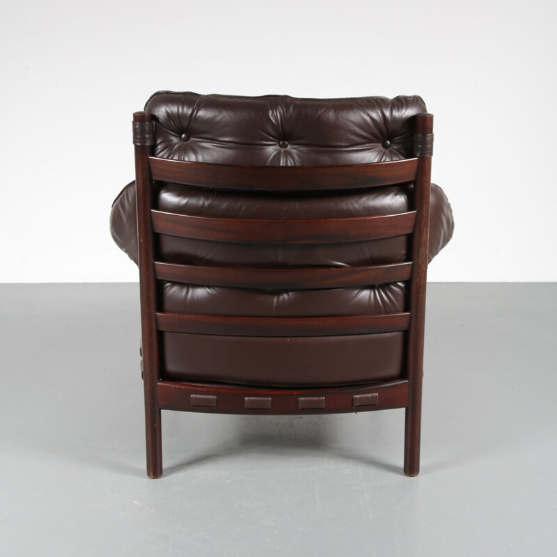 Vintage lounge chair in leather by Arne Norell for Coja