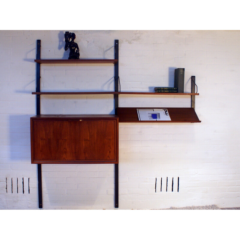 Royal shelving system in teak, Poul CADOVIUS - 1960s