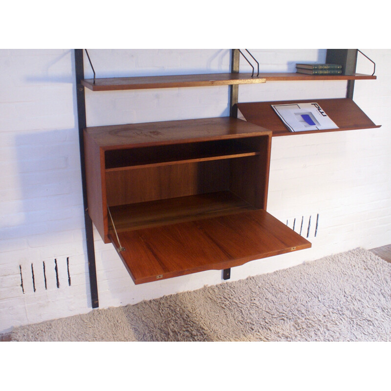 Royal shelving system in teak, Poul CADOVIUS - 1960s