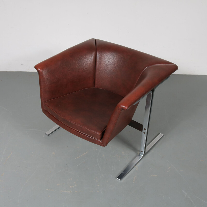 Vintage leather lounge chair by Geoffrey Harcourt