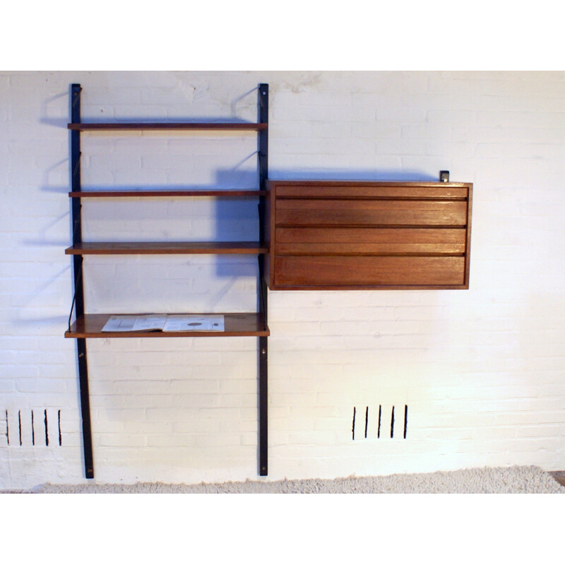 Royal shelving system in teak, Poul CADOVIUS - 1960s