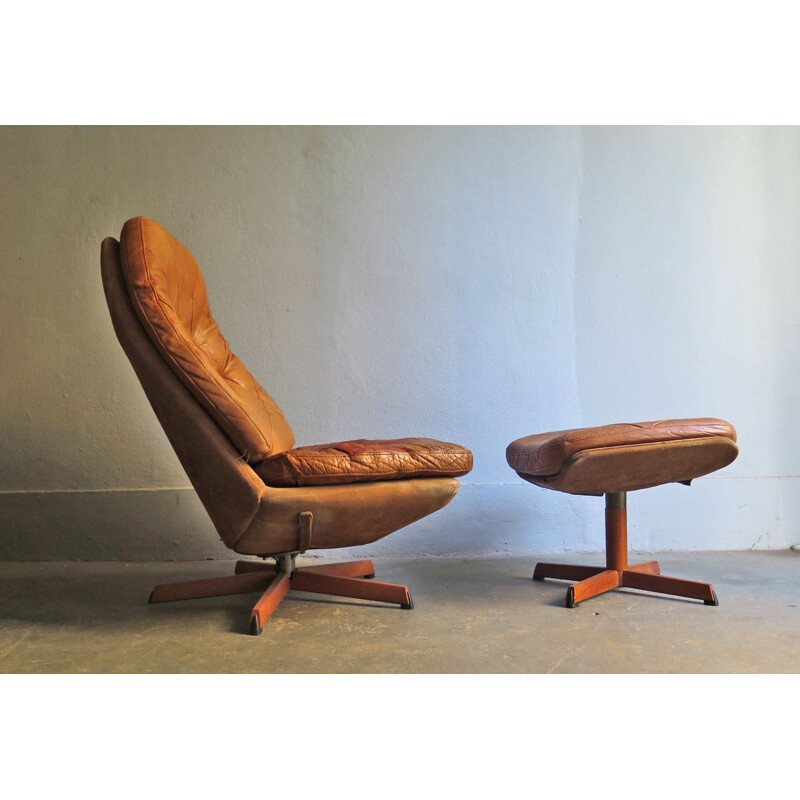 Vintage lounge chair with ottoman in leather, suede and teak