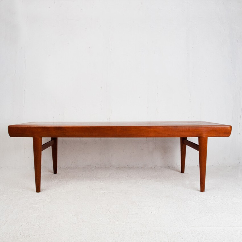 Long coffee table in teak, Johannes ANDERSEN - 1960s