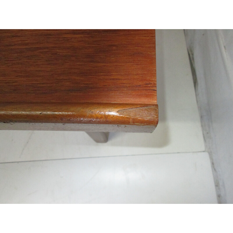 Vintage coffee table in teak