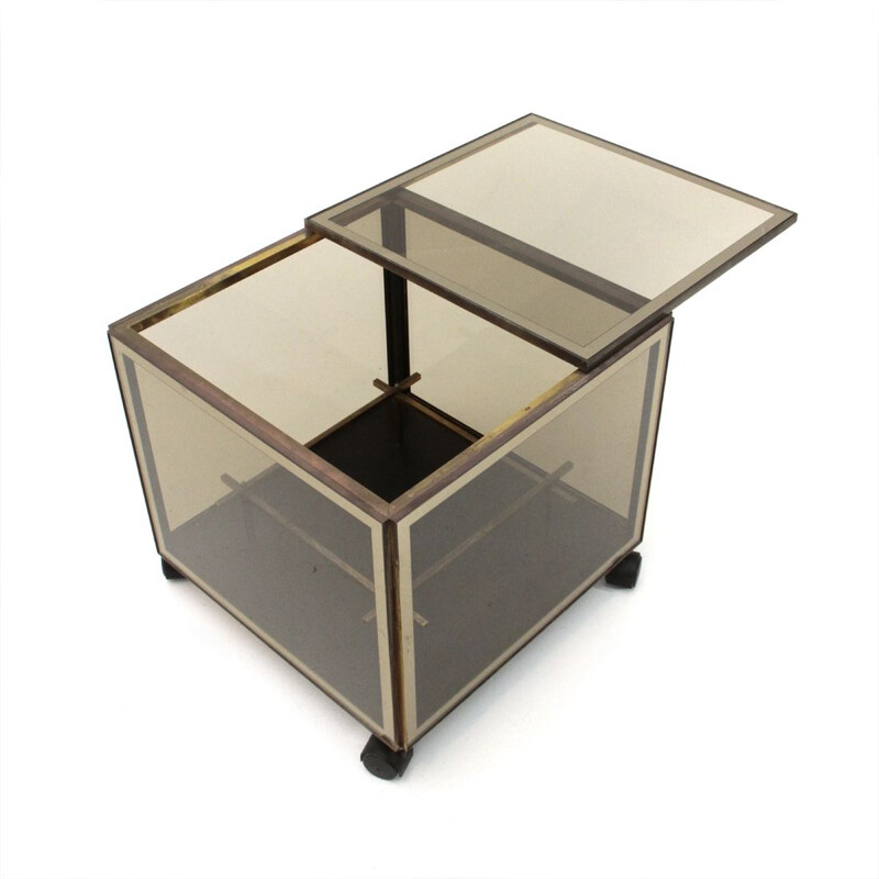 Vintage Italian serving cabinet in brass and glass