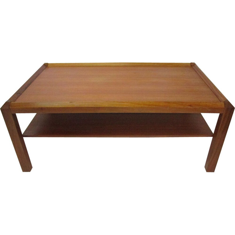 Vintage coffee table in teak