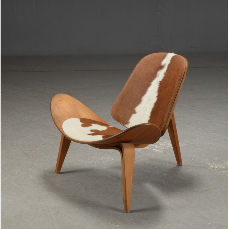 Fauteuil vintage CH-07 de Hans Wegner pour Carl Hansen and Søn en noyer 1960