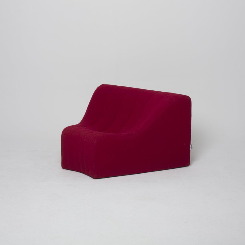 Vintage red armchair "Chromatic" by Kwok Hoï Chan for Steiner