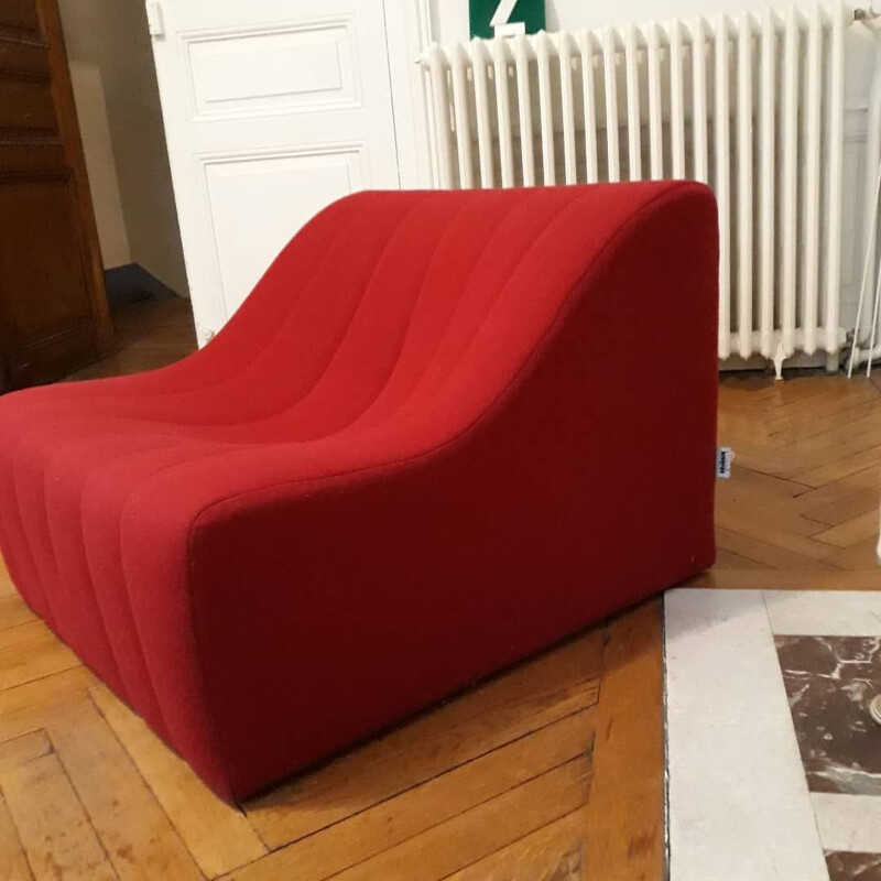 Vintage red armchair "Chromatic" by Kwok Hoï Chan for Steiner