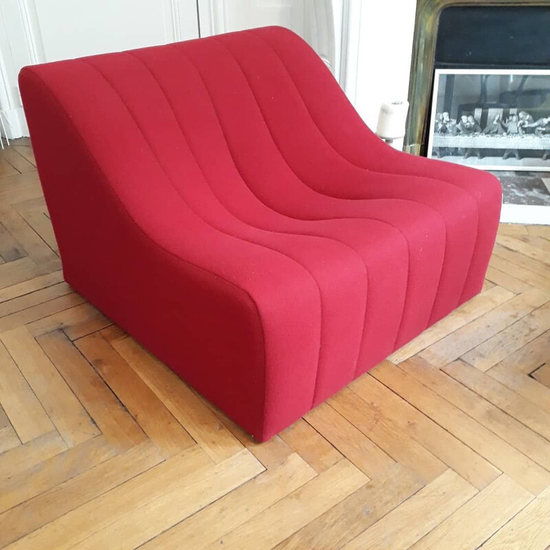 Vintage red armchair "Chromatic" by Kwok Hoï Chan for Steiner