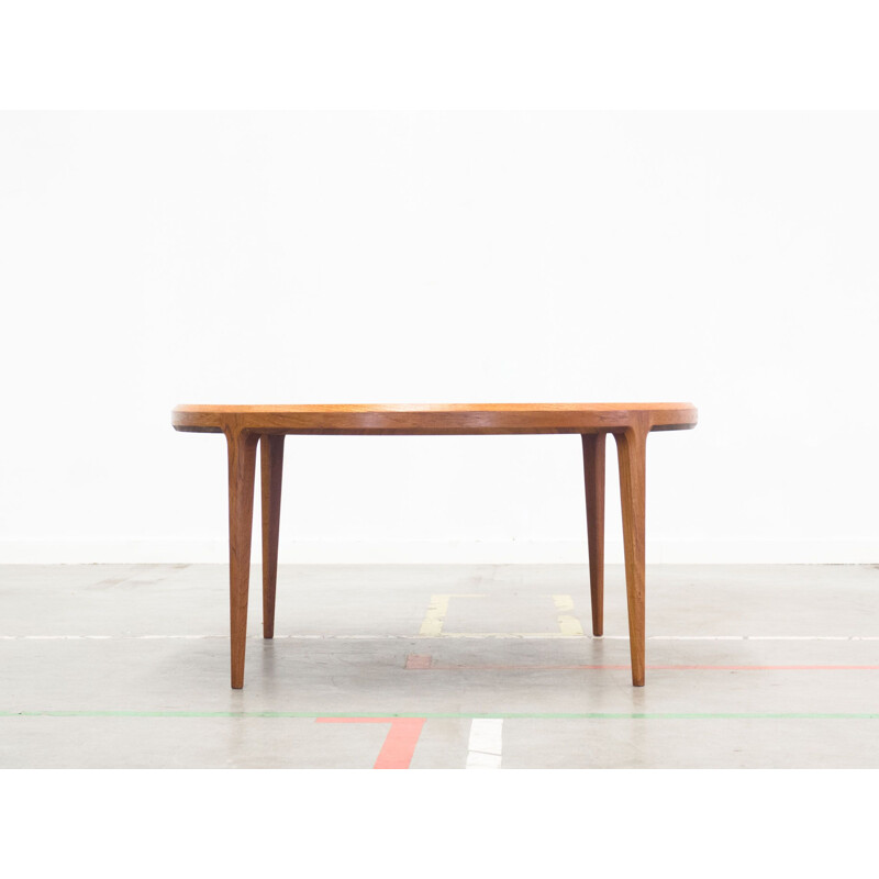 CFC Silkeborg round teak coffee table – Johannes Andersen
