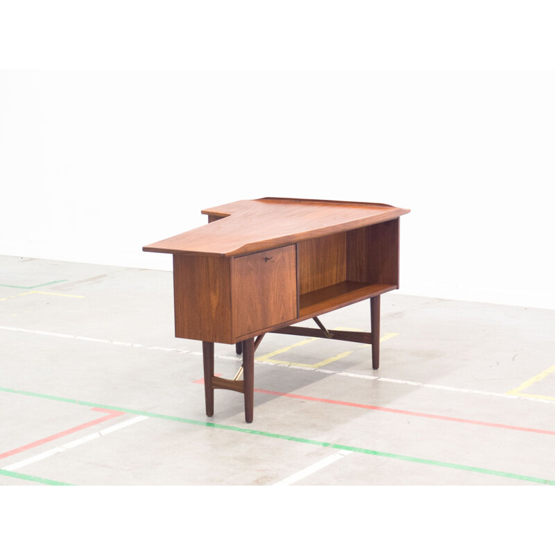 Vintage Danish desk "Boomerang" by Peter Løvig Nielsen