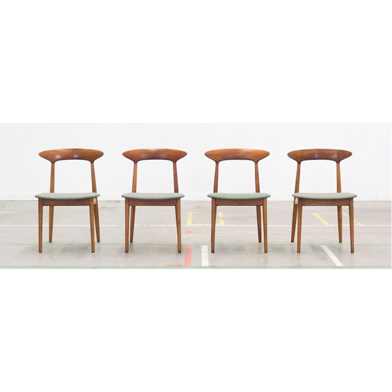 Set of 4 vintage chairs by Brande Møbelindustri in teak and oak