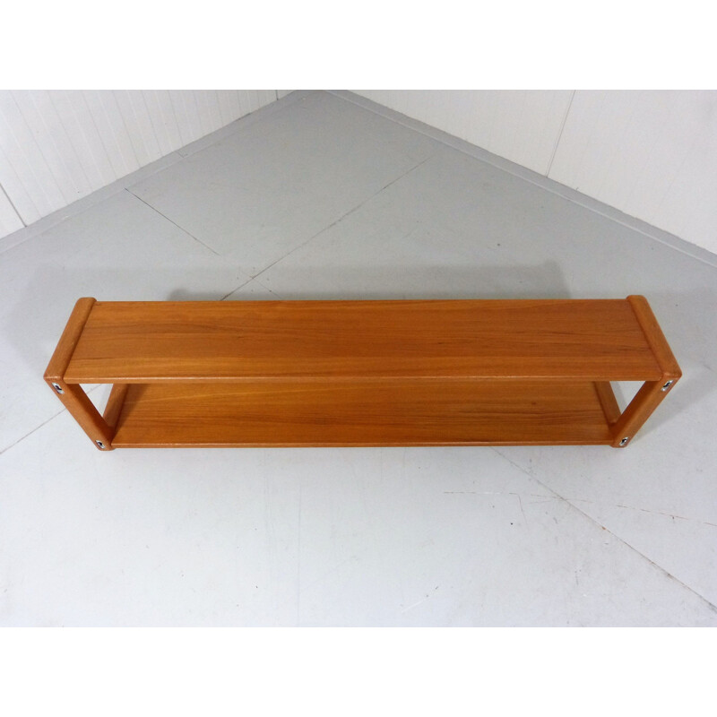 Vintage wall bookshelf in teak by Dyrlund