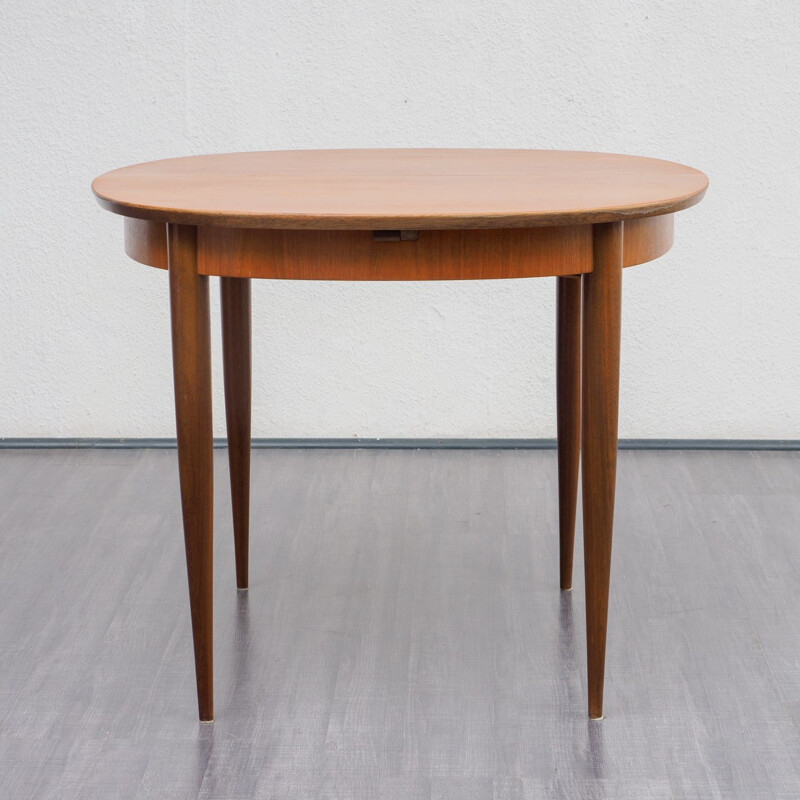 Vintage oval extendable table in teak