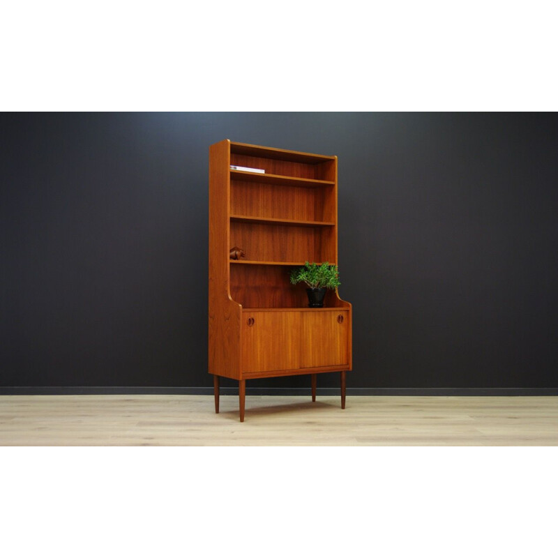 Vintage Danish bookcase in teak