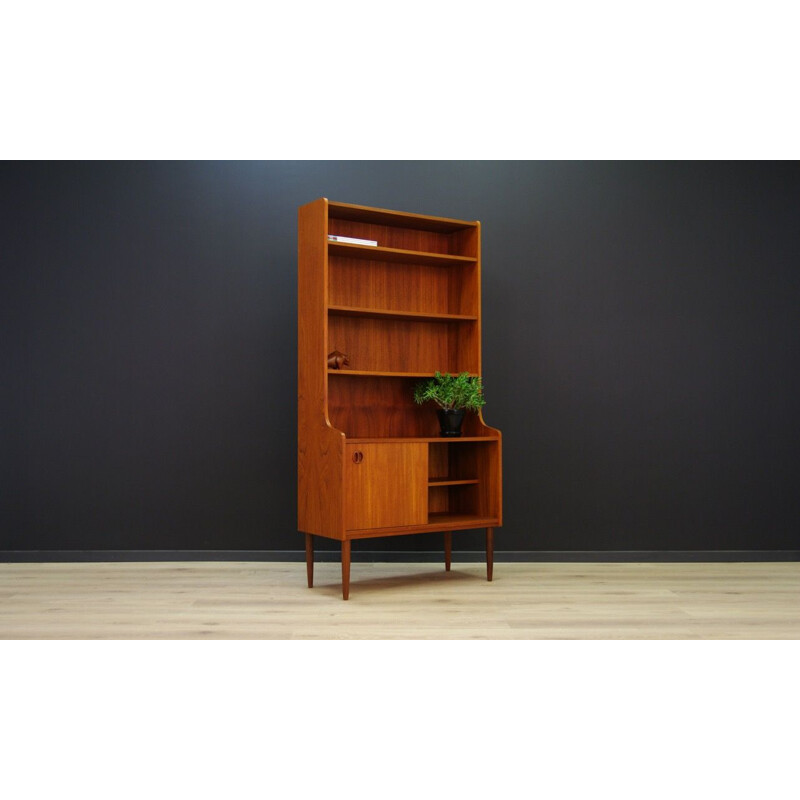 Vintage Danish bookcase in teak