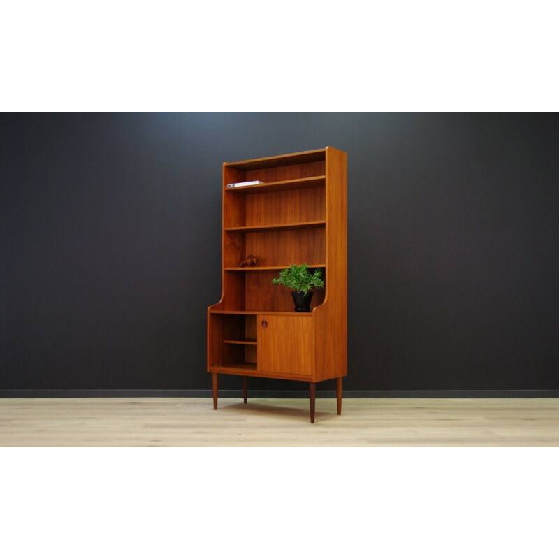 Vintage Danish bookcase in teak